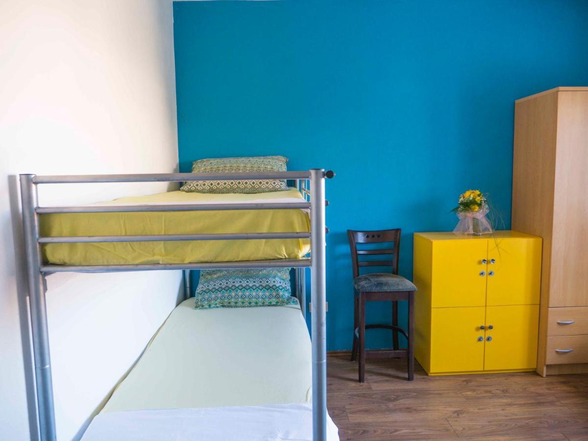 Hostel Kapa ฮวาร์ ภายนอก รูปภาพ