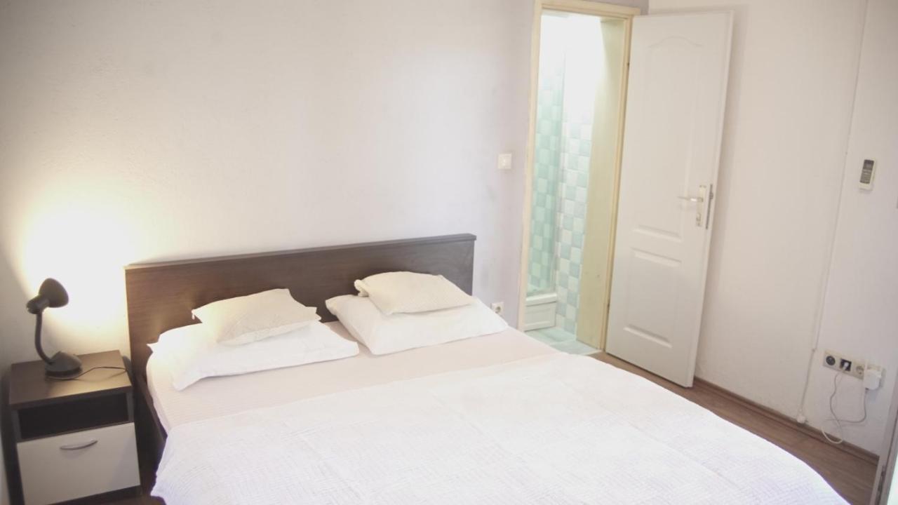 Hostel Kapa ฮวาร์ ภายนอก รูปภาพ
